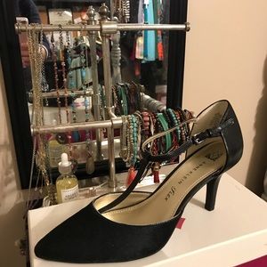 ANNE KLEIN IFLEX  👠